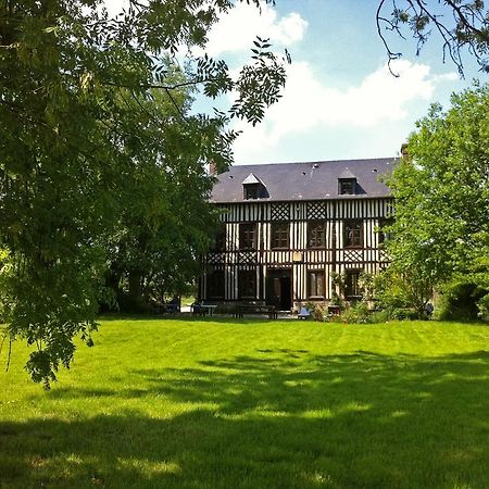 Le Petit Manoir De La Vernelle Bed and Breakfast Fourmetot Εξωτερικό φωτογραφία