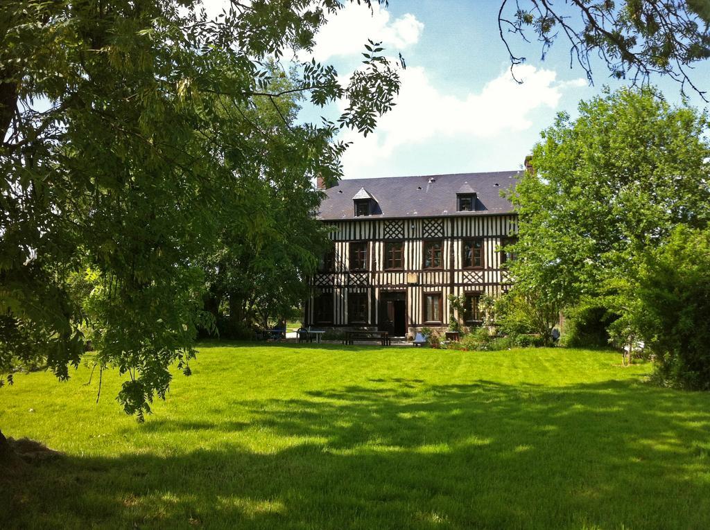 Le Petit Manoir De La Vernelle Bed and Breakfast Fourmetot Εξωτερικό φωτογραφία